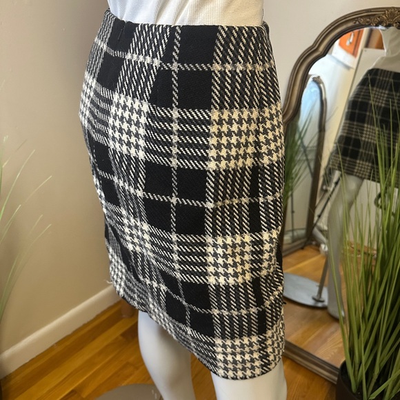 EDDIE BAUER HOUNDSTOOTH PLAID SKIRT BLACK WHITE GREY SIZW 8 VINTAGE - Picture 4 of 9